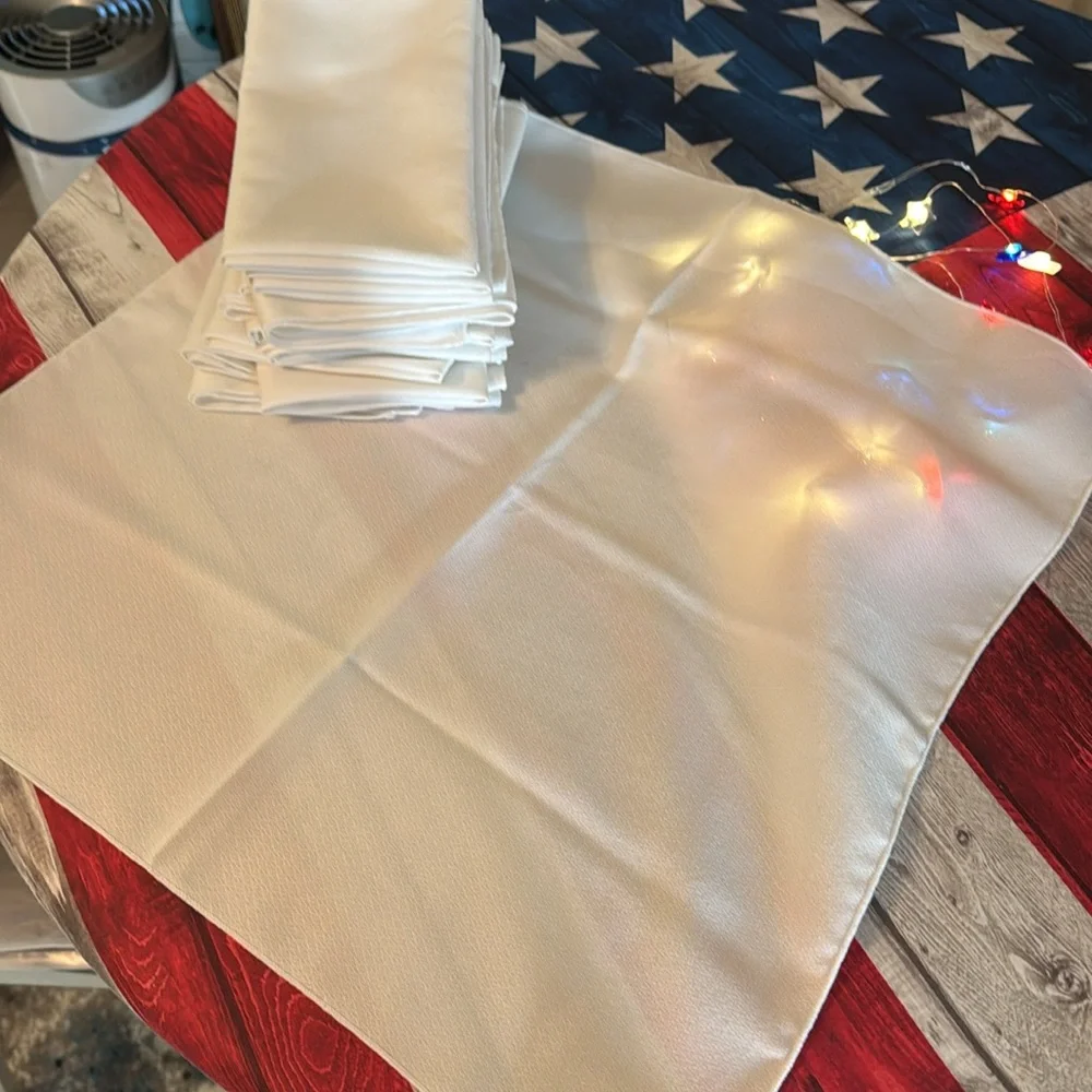 Elegant White linen Napkins set of 8